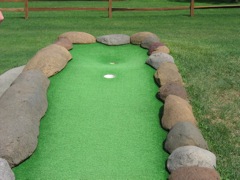 W hole 3