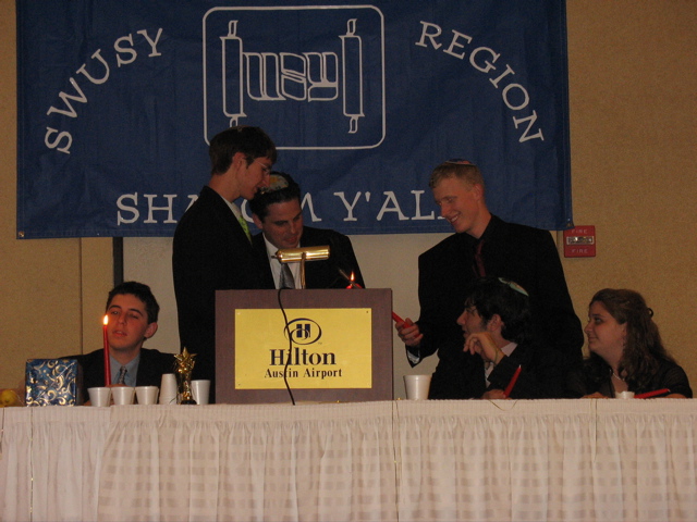 Joel installs David