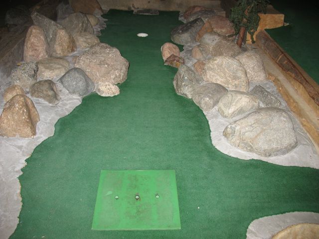 H hole 19