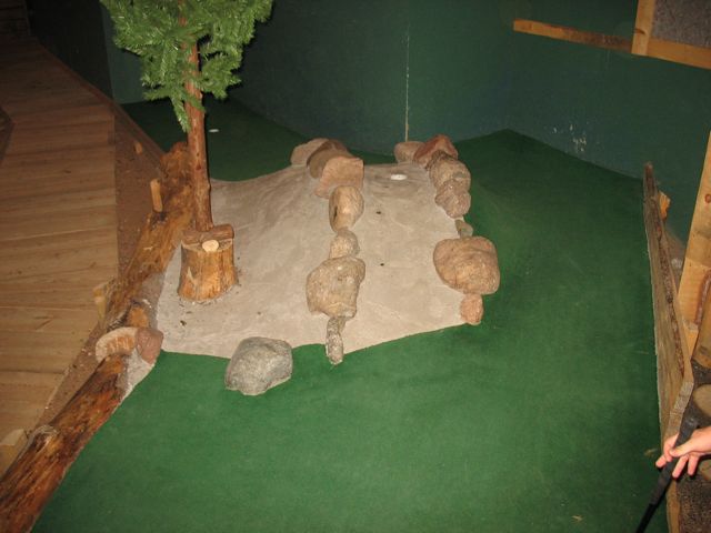 H hole 4
