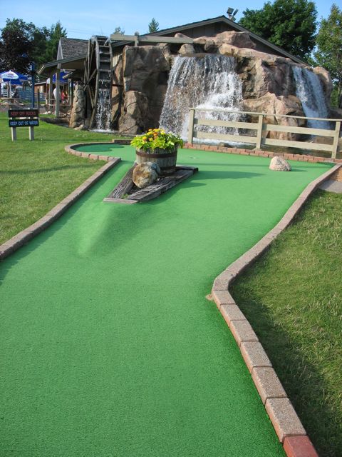 S hole 16
