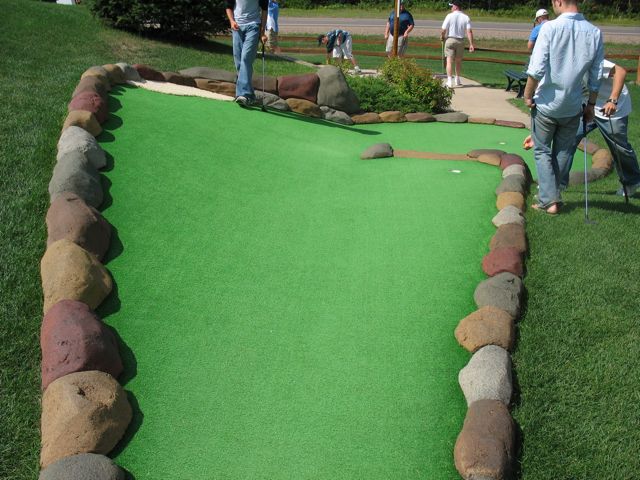 W hole 7
