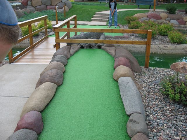 W hole 14