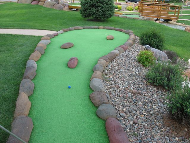 W hole 15
