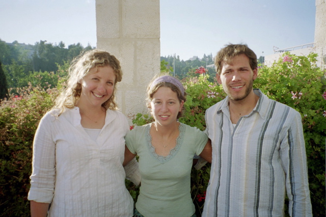 Irit, Aylana, Itzik