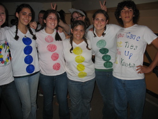 Angela, Cynthia, Marlee, Julia, Elanna, Lev are all Twister