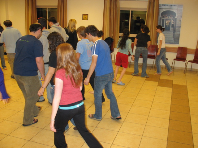 Mass of movement... Israelis call this "Dance"
