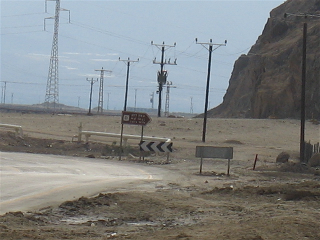 Sign pointing towards "Lot's Wife"