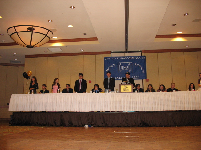Benji recognizes Seniors